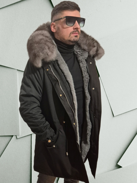 Parka męska czarna z prawdziwym szarym futrem z lisa rozmiar L Parka męska czarna z prawdziwym szarym futrem z lisa rozmiar L
